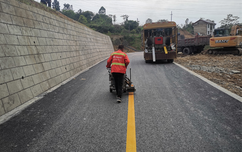 路面標線施工