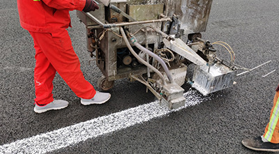 雙組份標線施工內混、外混有什么優缺點？