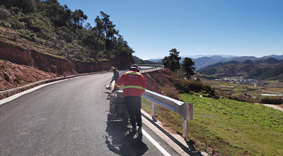 西昌道路交通標線施工