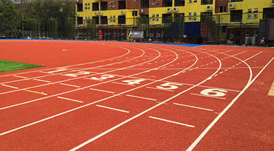 學校塑膠跑道有哪些優點？
