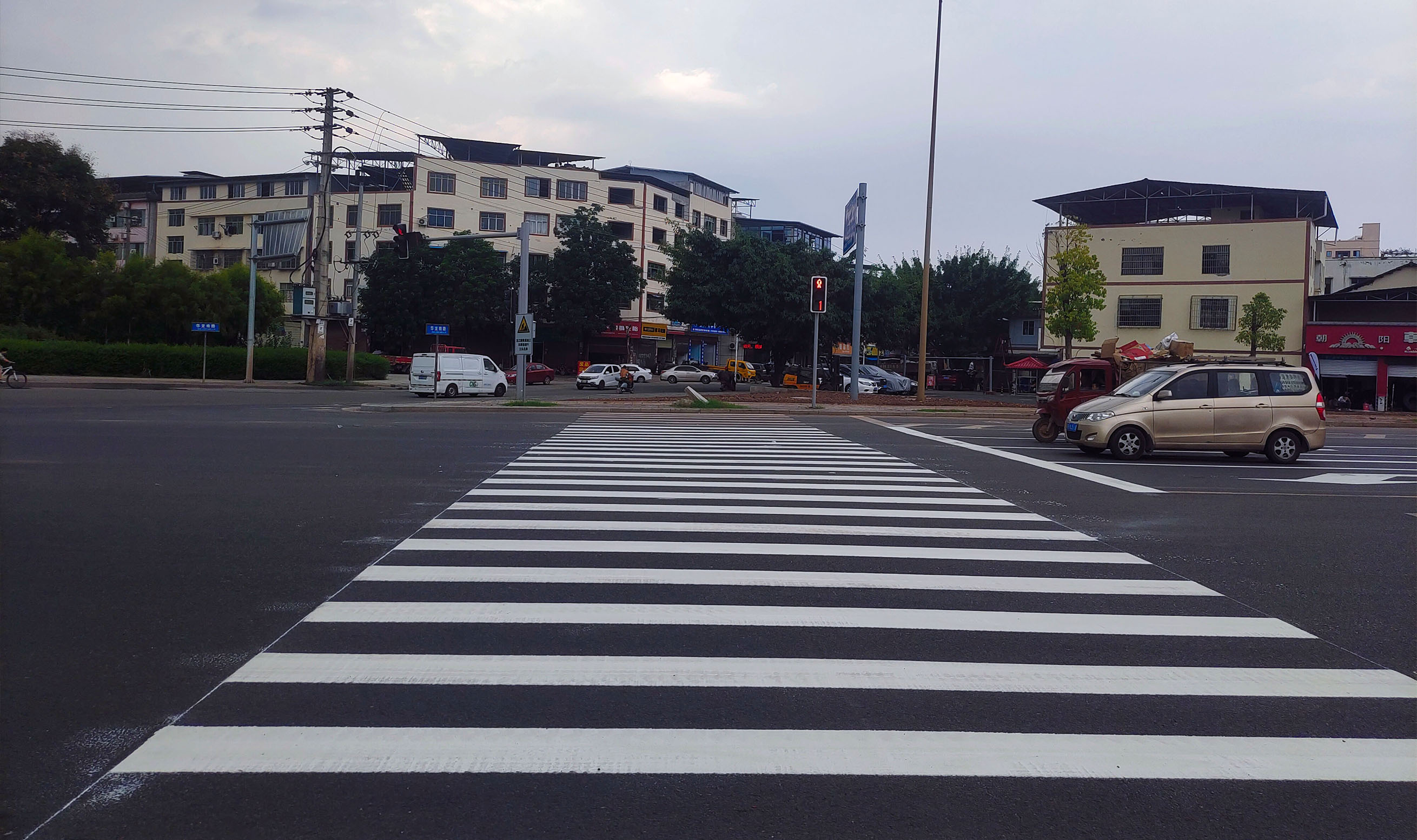 防滑斑馬線：以細(xì)節(jié)守護(hù)安全，讓通行更有保障